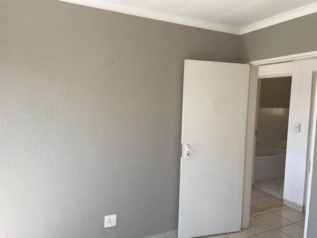 Apartment for rent in Vosloorus, Gauteng