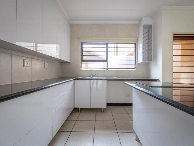 Apartment for sale in Vosloorus, Gauteng