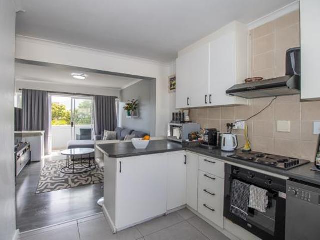 Apartment for sale in Cape Town, Western Cape