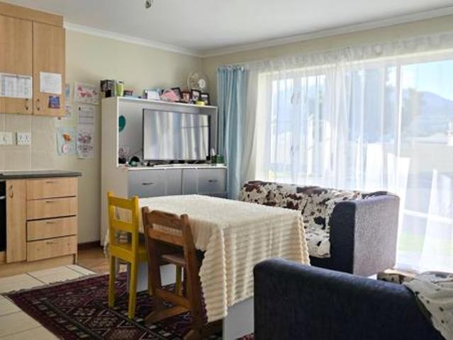 Apartment for sale in Cape Town, Western Cape