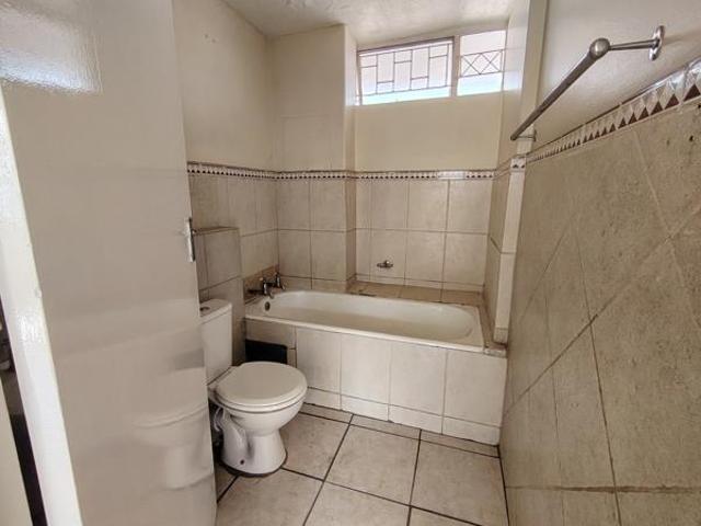Apartment for rent in Waterkloof, Gauteng