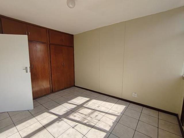 Apartment for rent in Waterkloof, Gauteng