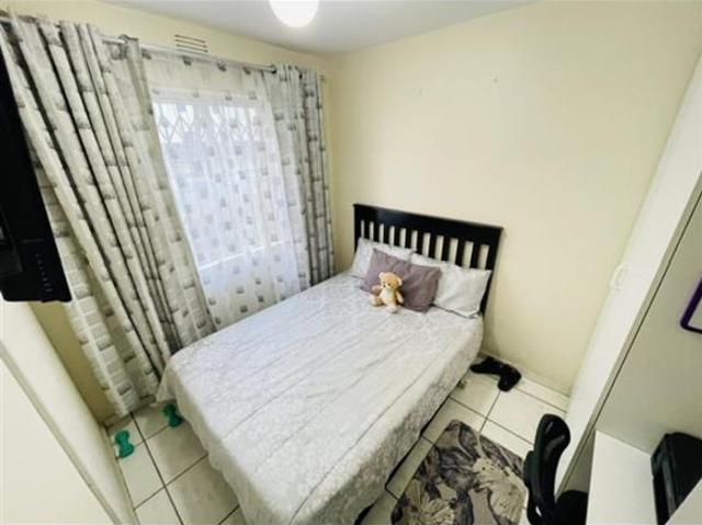 Apartment for sale in Seaview, Kwazulu-natal
