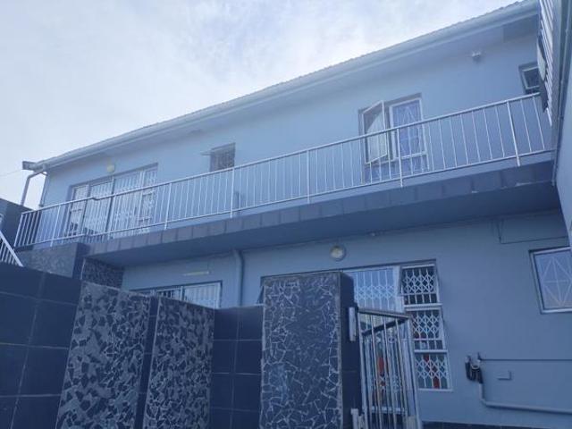 Apartment for rent in Seaview, Kwazulu-natal