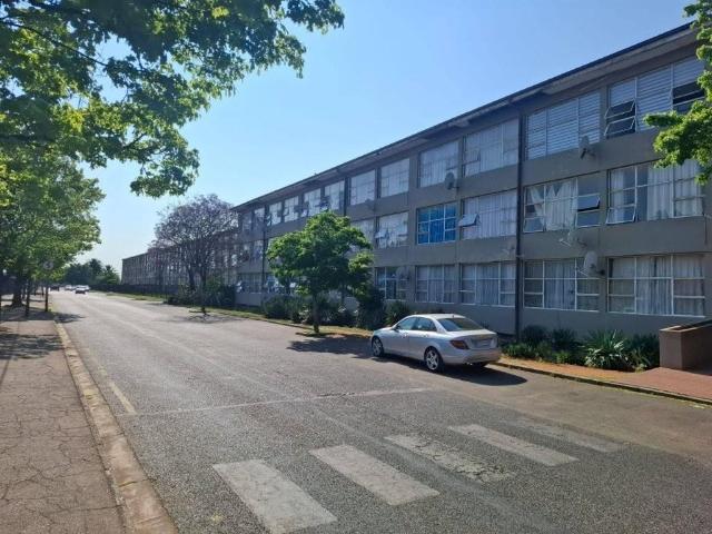 Apartment for sale in Germiston, City of Ekurhuleni Metropolitan Municipality