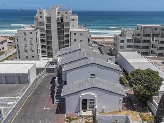 Apartment for sale in Cape Town, Western Cape