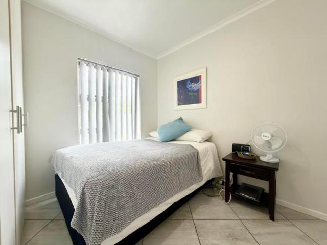 Apartment for sale in Cape Town, Western Cape