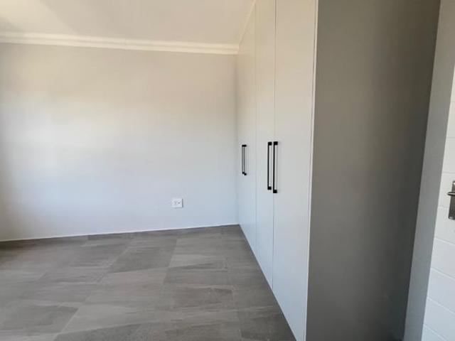 Apartment for sale in Cape Town, Western Cape