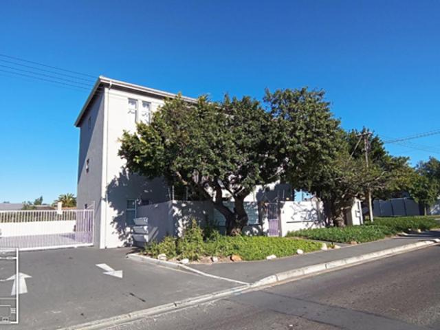 Apartment for sale in Cape Town, Western Cape