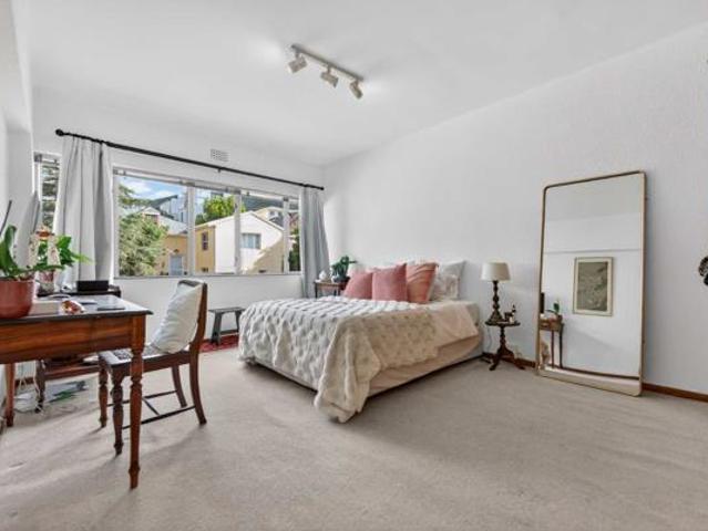 Apartment for sale in Cape Town, Western Cape