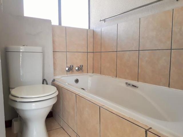Apartment for rent in Waterkloof, Gauteng