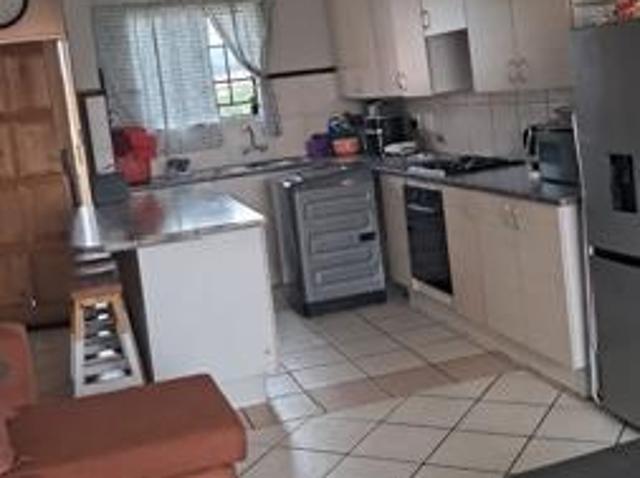 Apartment for rent in Akasia, Gauteng