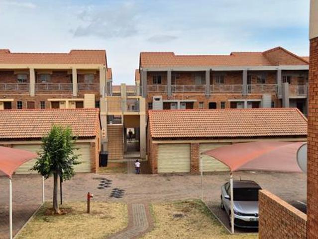 Apartment for rent in Waterkloof, Gauteng