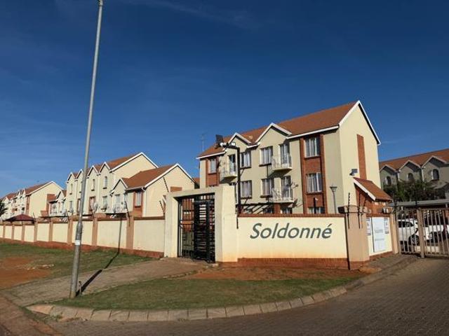 Apartment for rent in Akasia, Gauteng