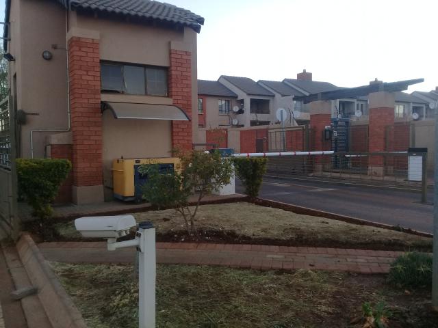 Apartment for rent in Akasia, Gauteng