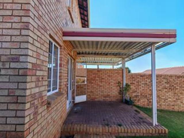 Apartment for rent in The Reeds, Gauteng
