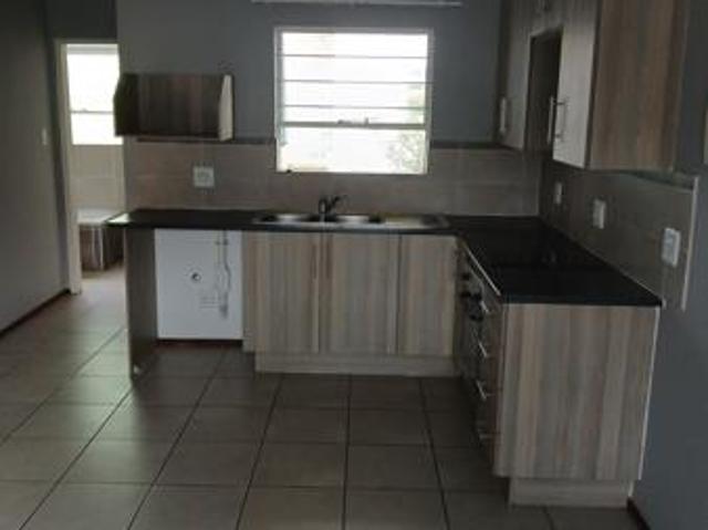 Apartment for rent in Waterkloof, Gauteng