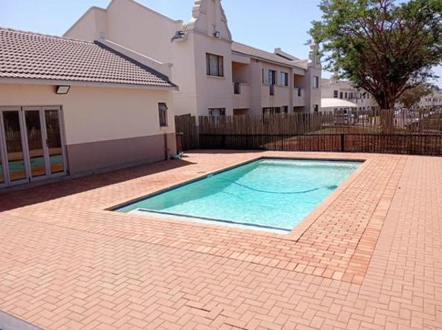 Apartment for rent in Theresapark, Waterkloof