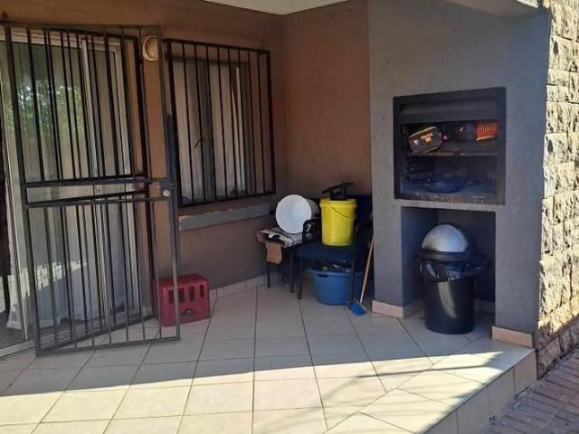Apartment for rent in Akasia, Theresapark