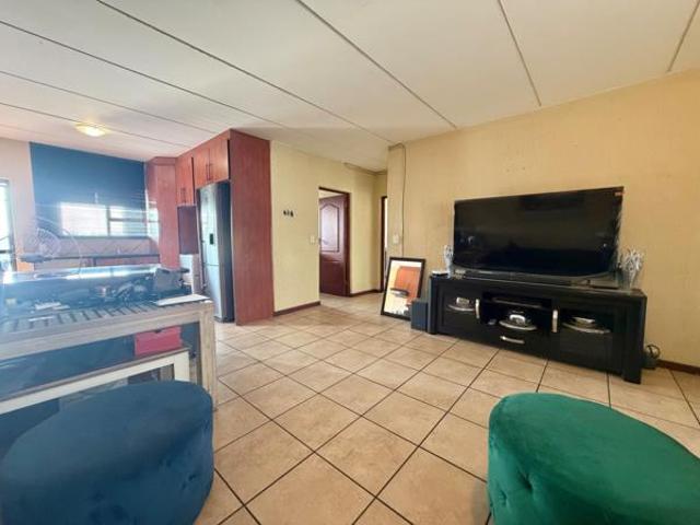 Apartment for sale in Vereeniging, Emfuleni Local Municipality