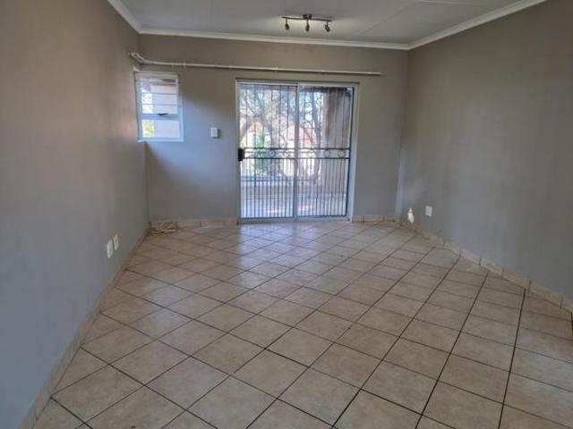 Apartment for rent in Waterkloof, Gauteng