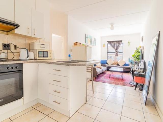 Apartment for sale in Cape Town, Western Cape