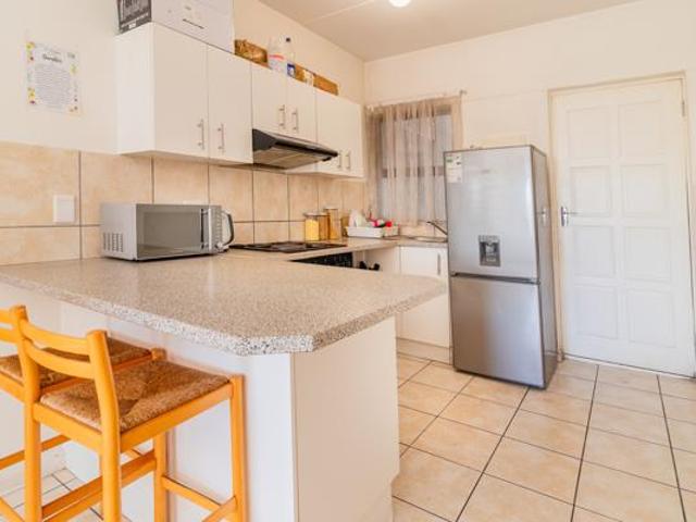 Apartment for sale in Cape Town, Western Cape