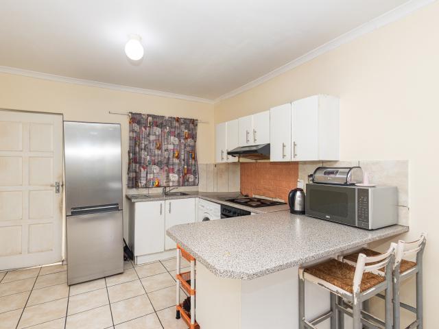 Apartment for sale in Goodwood, Western Cape