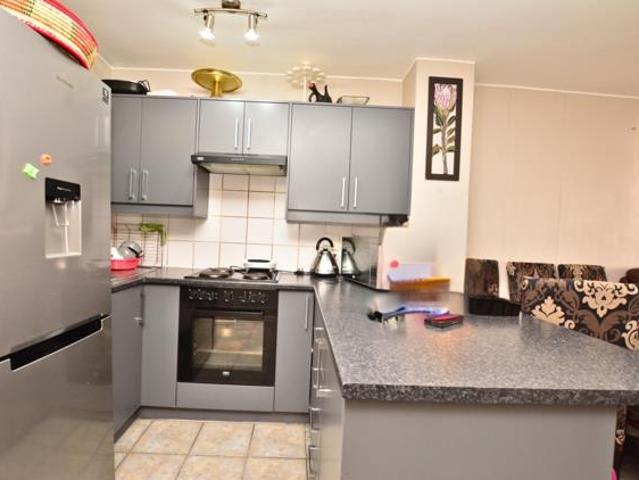 Apartment for sale in Cape Town, Western Cape