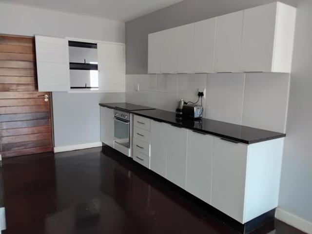Apartment for rent in Seaview, Kwazulu-natal