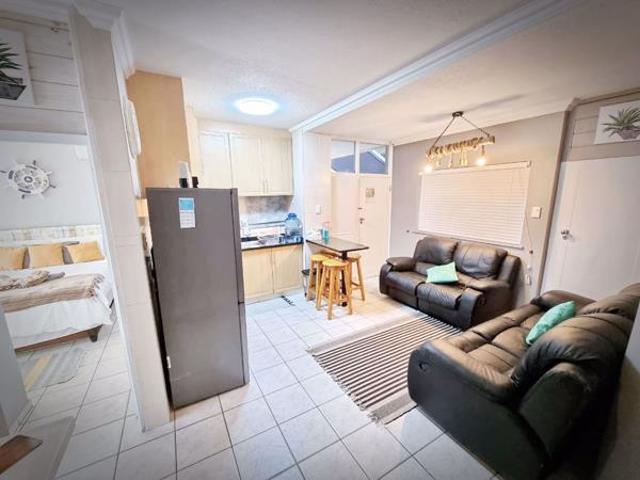 Apartment for sale in Umdloti, Kwazulu-natal