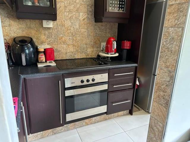 Apartment for rent in Seaview, Kwazulu-natal