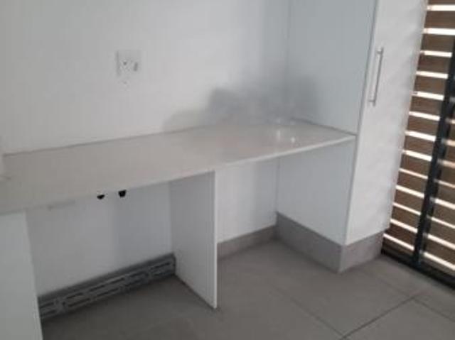 Apartment for rent in Seaview, Kwazulu-natal