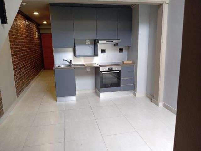 Apartment for rent in Seaview, Kwazulu-natal