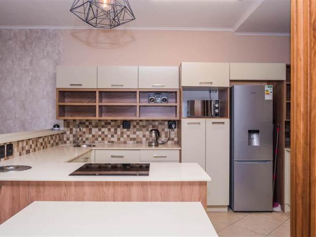 Apartment for sale in Seaview, Kwazulu-natal