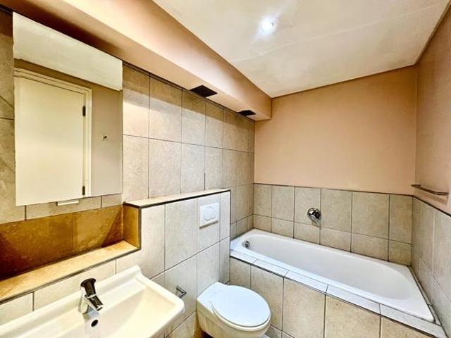 Apartment for sale in Seaview, Kwazulu-natal