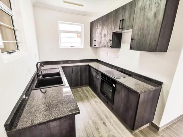 Apartment for rent in Seaview, Kwazulu-natal