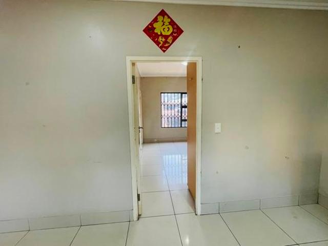 Apartment for rent in Seaview, Kwazulu-natal