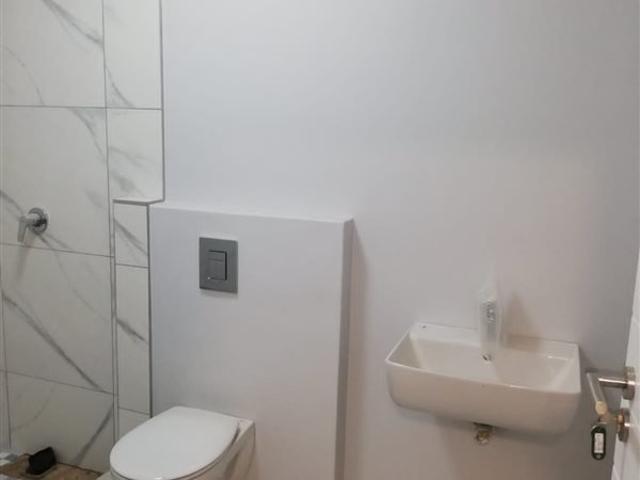 Apartment for sale in Seaview, Kwazulu-natal