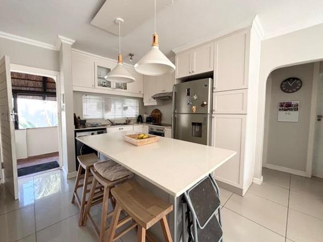 Apartment for rent in Seaview, Kwazulu-natal