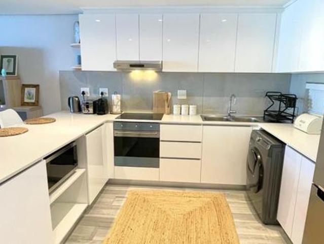 Apartment for rent in Seaview, Kwazulu-natal