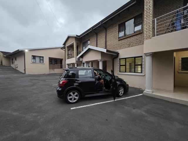 Apartment for rent in Chatsworth, Kwazulu-natal