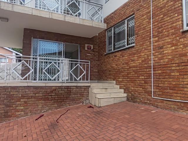 Apartment for rent in Chatsworth, Kwazulu-natal