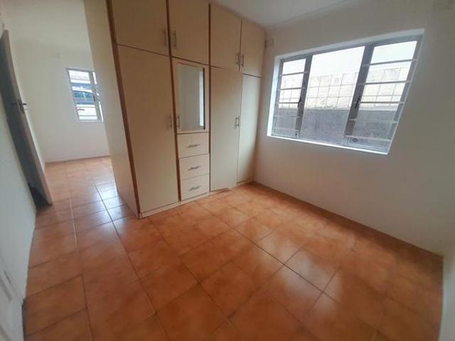 Apartment for rent in Chatsworth, Kwazulu-natal