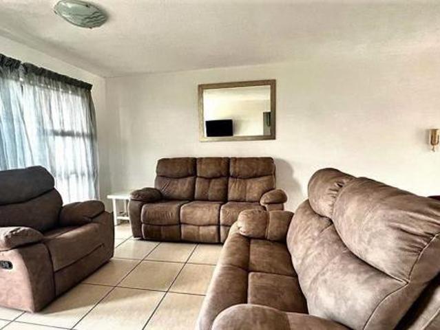Apartment for sale in Ugu District Municipality, Kwazulu-natal