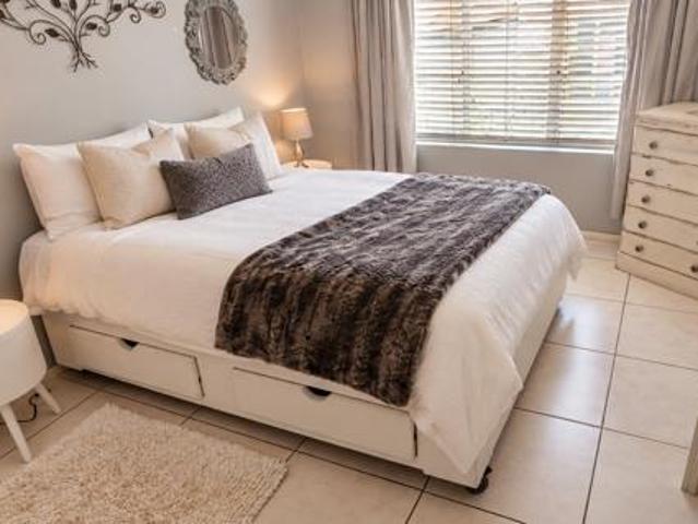 Apartment for sale in Margate, Hibiscus Coast Local Municipality