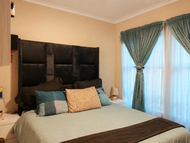 Apartment for sale in Oranjeville, Free State