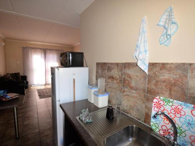 Apartment for rent in Sasolburg, Metsimaholo Local Municipality