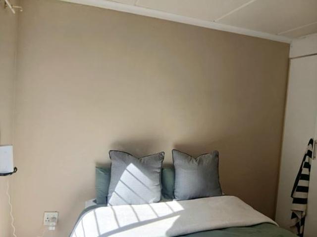 Apartment for sale in Oranjeville, Free State