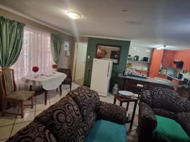 Apartment for sale in Oranjeville, Free State